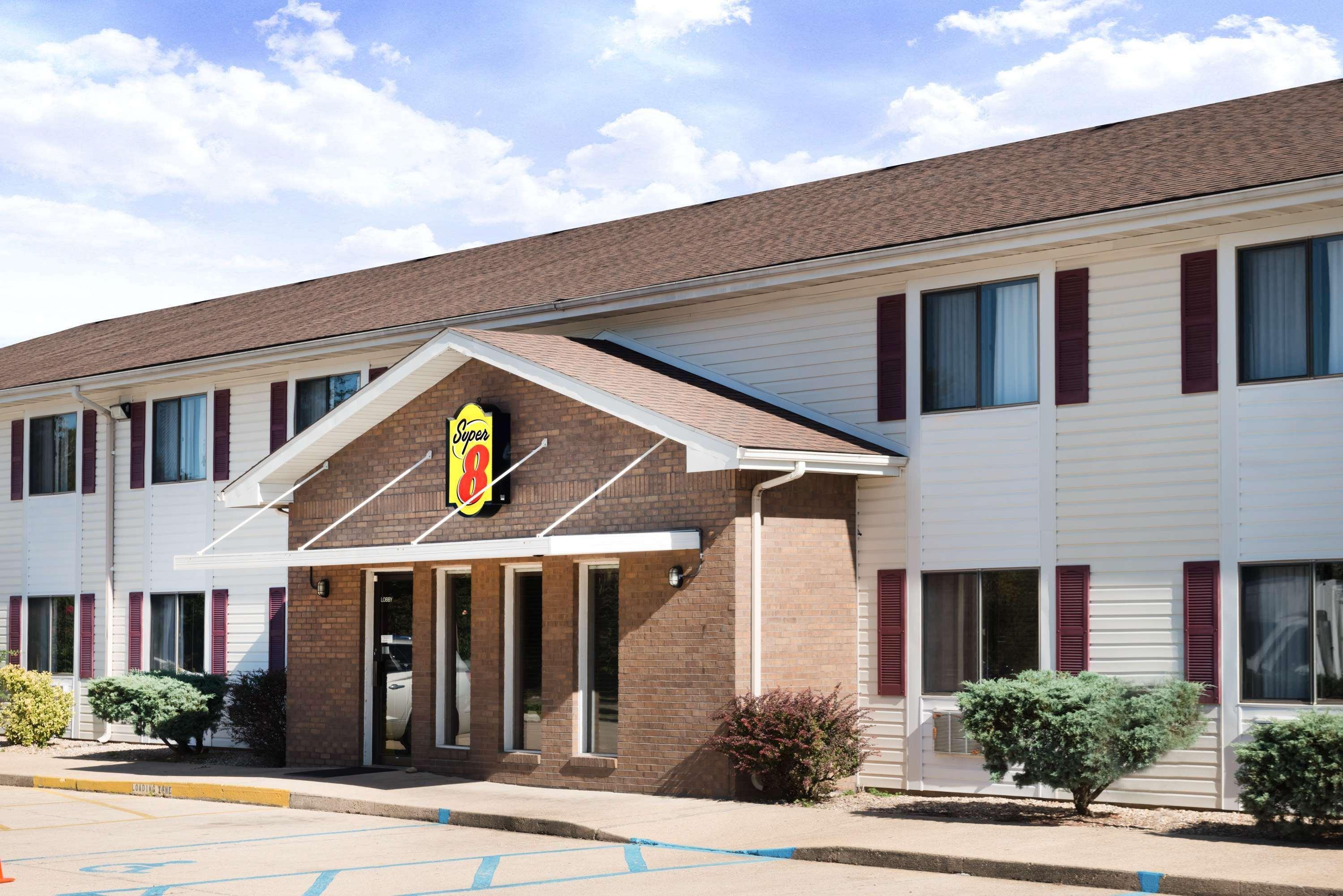 Super 8 By Wyndham West Plains Motel Exterior photo