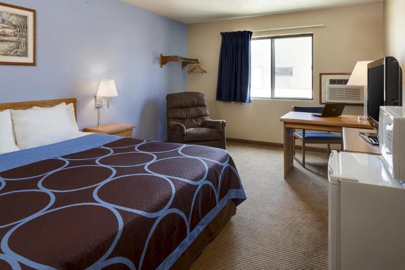 Super 8 By Wyndham West Plains Motel Exterior photo